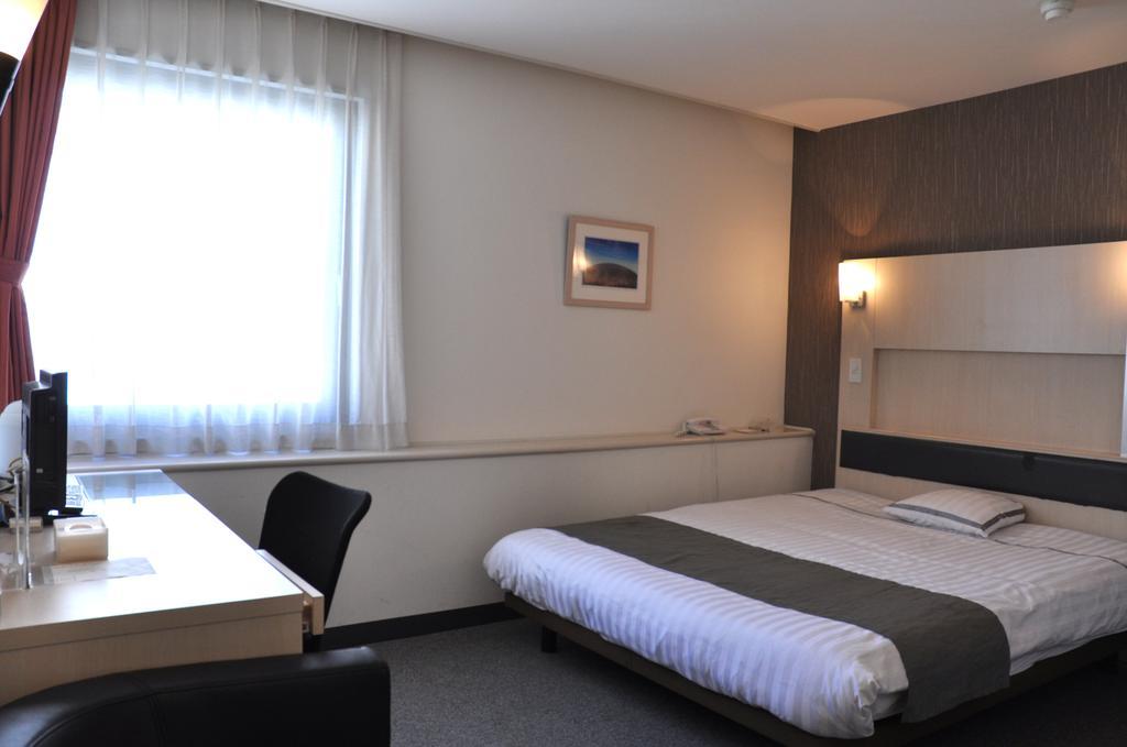 Hotel West Numazu Bagian luar foto